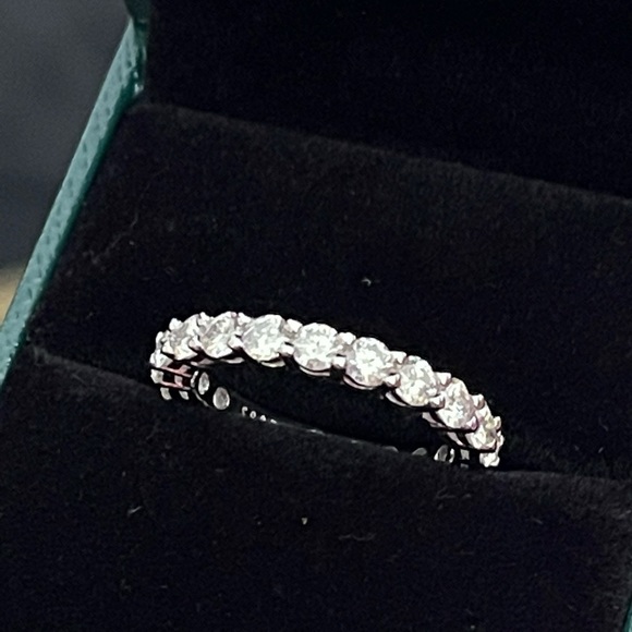 3.00mm Round Brilliant Cut Moissanite Eternity Wedding Band 925 Sterling Silver - Picture 3 of 9